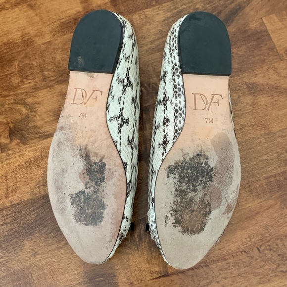 DVF Snakeskin Flats - Picture 9 of 10